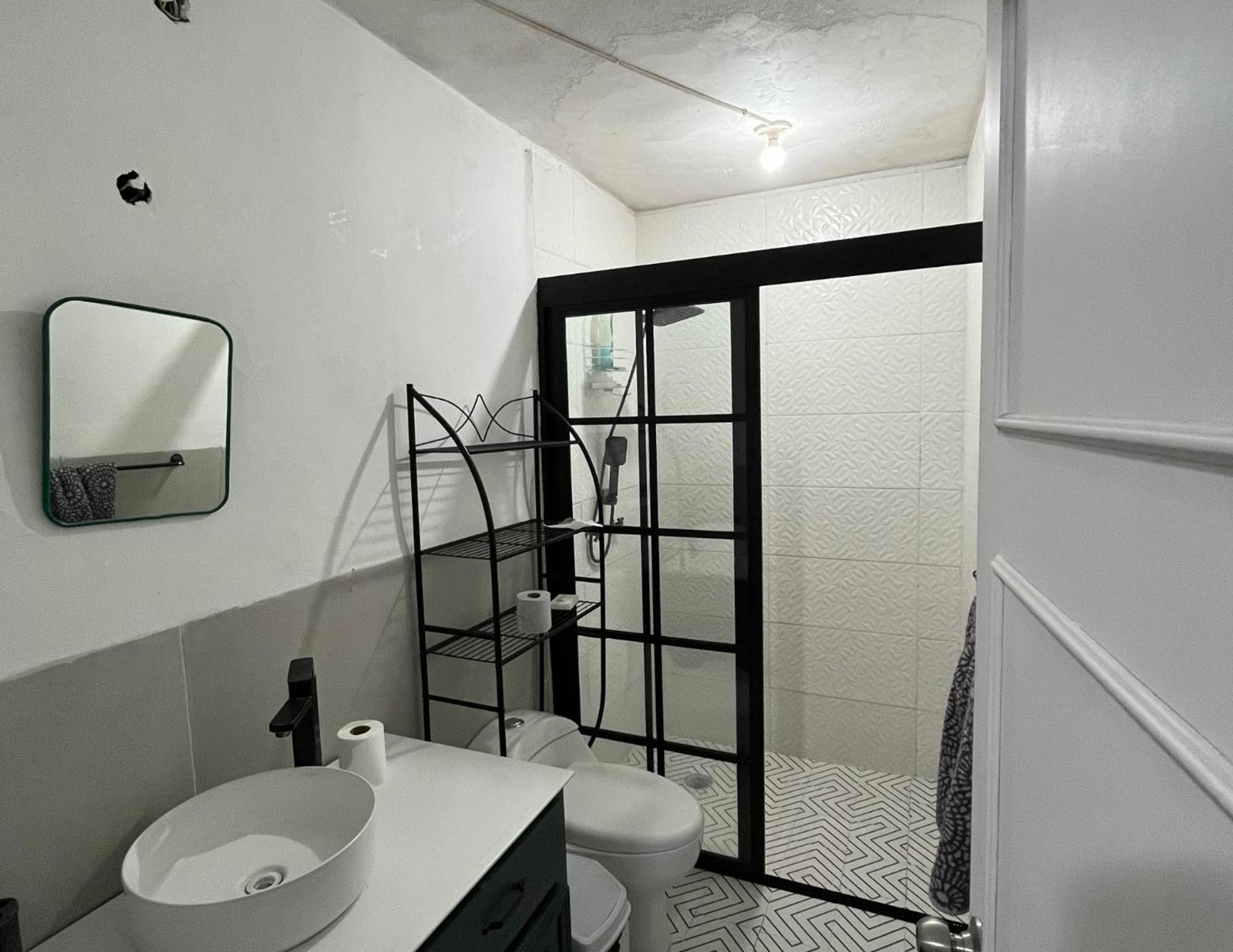 אפרטהוטל לאון 6 Venator House Boutique מראה חיצוני תמונה